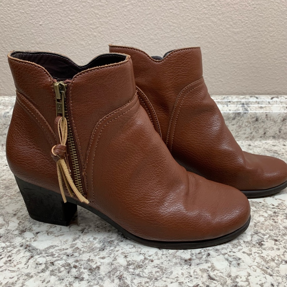 AEROSOLES Brown Ankle Boots